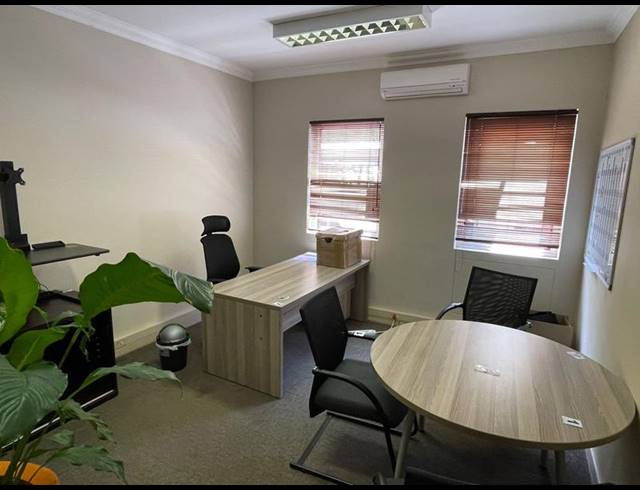 BUSINESS PROPERTY TO RENT IN DIE HOEWES